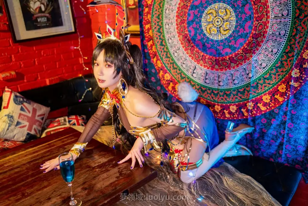 纯欲微醺尤物！阿包也是兔娘 全套写真合集[2026持续更新]
