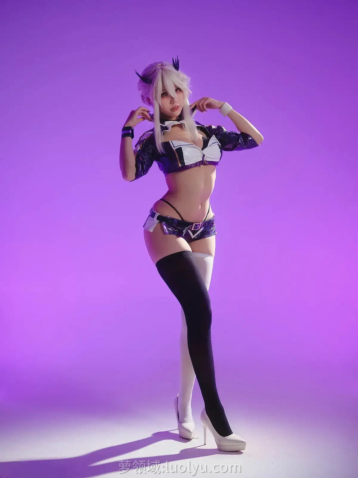 湖里狸里狸最新高颜值Cosplay写真合集下载