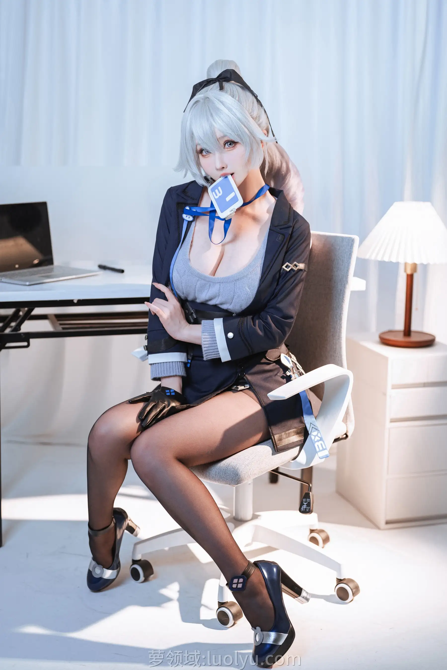 rioko凉凉子 最新写真[157套]2026持续更新
