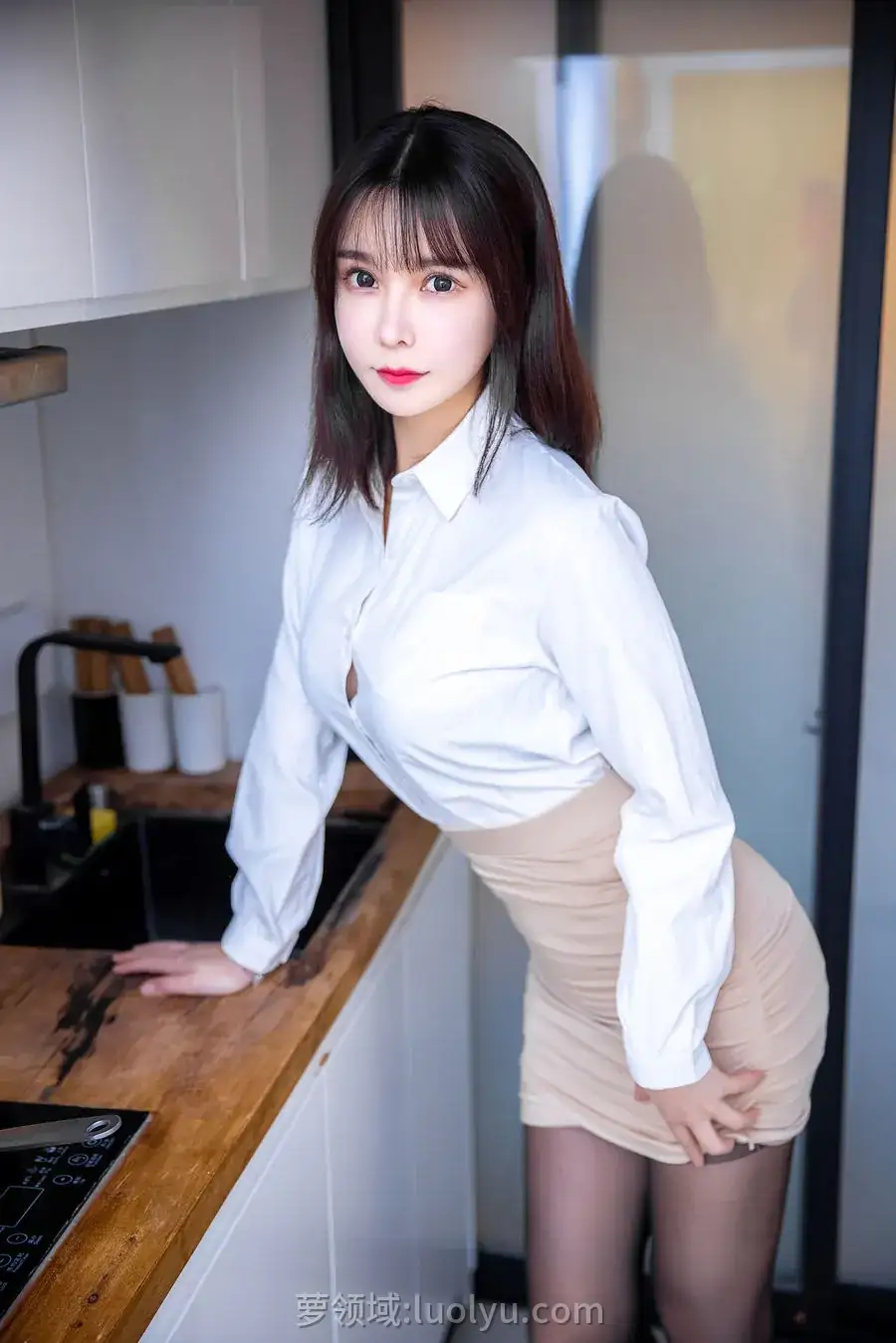亚马逊鲶鱼(啊鱼睡不醒a)33套全高清写真合集