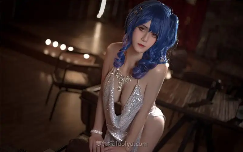 S级巨乳天花板桜满三时(三时Aranea)19套全高清写真合集