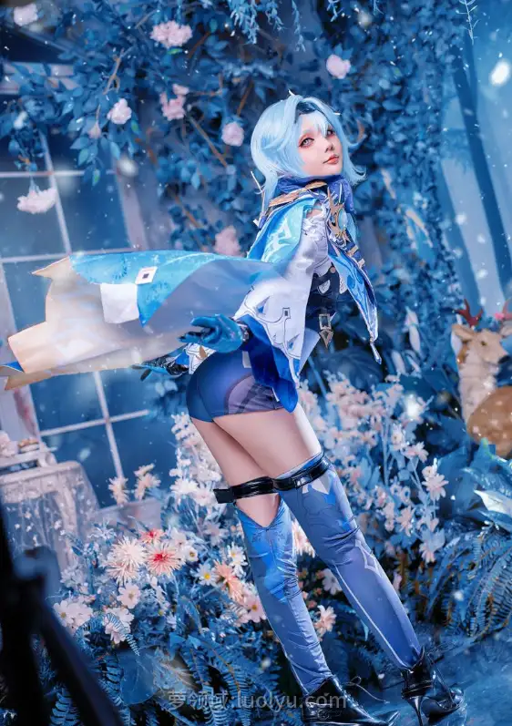 顶级推特尤物Joyce_lin2x最新66套火辣写真合集打包下载