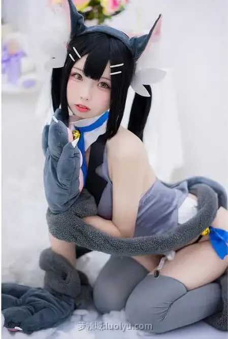 十万珍吱伏特(珍吱妙妙mio)26套最全写真+微博精选合集